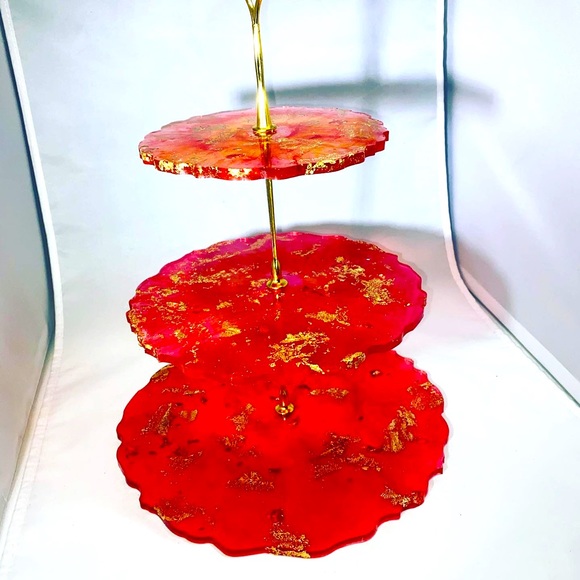 3 Tier Dessert Resin Tray - Red and Gold - Picture 1 of 4